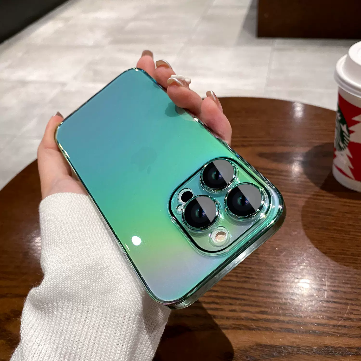 Light-colored Clear Lens Protection Case Cover For iPhone - Image 4